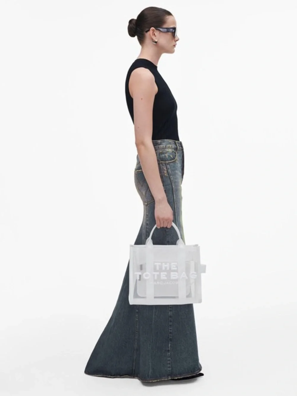 Marc Jacob’s Women’s The Mesh Medium Tote Bag - White - Picture 7 of 16